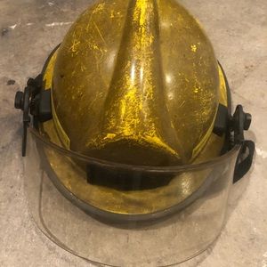 Adult firefighter helmet